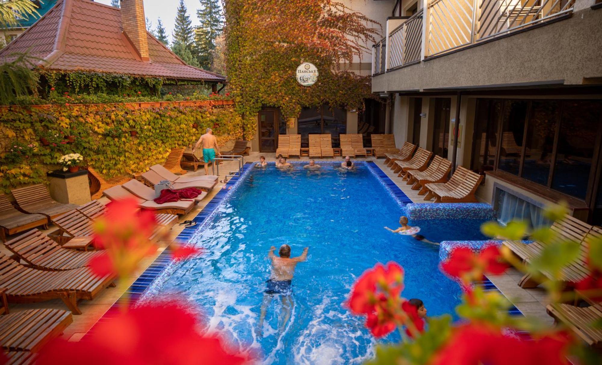 Romantik Spa Hotel Yaremche Ngoại thất bức ảnh